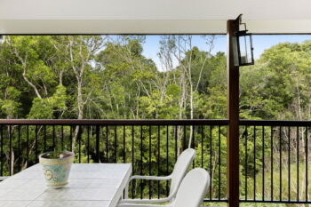 Listing image for 31 Bowerbird Avenue, Burnside  QLD  4560